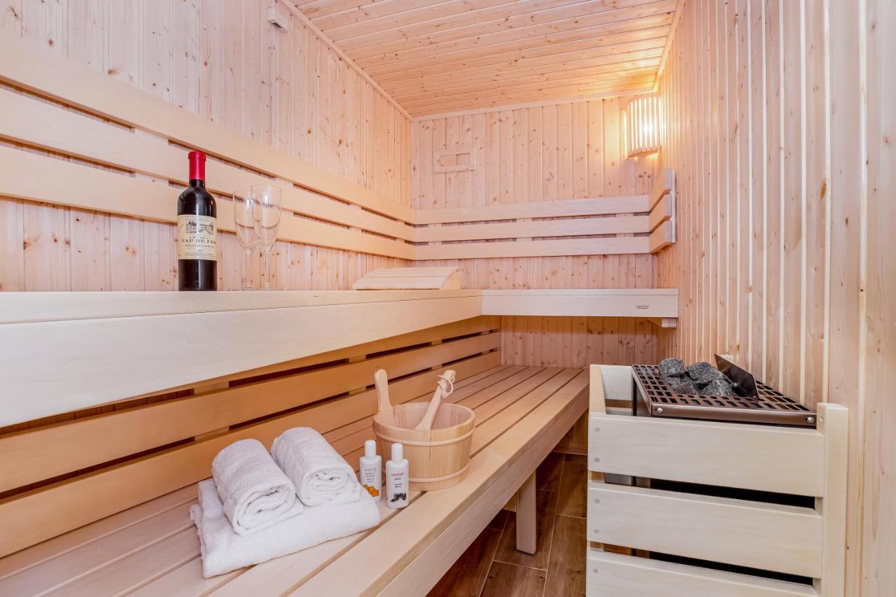Apartmany Karlovy Dvory Horní Planá Dış mekan fotoğraf